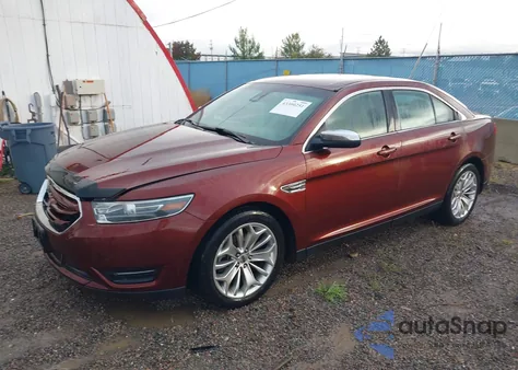 2015 Ford Taurus Limited z USA, uszkodzony, nr VIN 1FAHP2J87FG125758